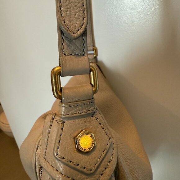 Marc by Marc Jacobs Classic Q Natasha Taupe Leather Crossbody Bag - Picture 4 of 13